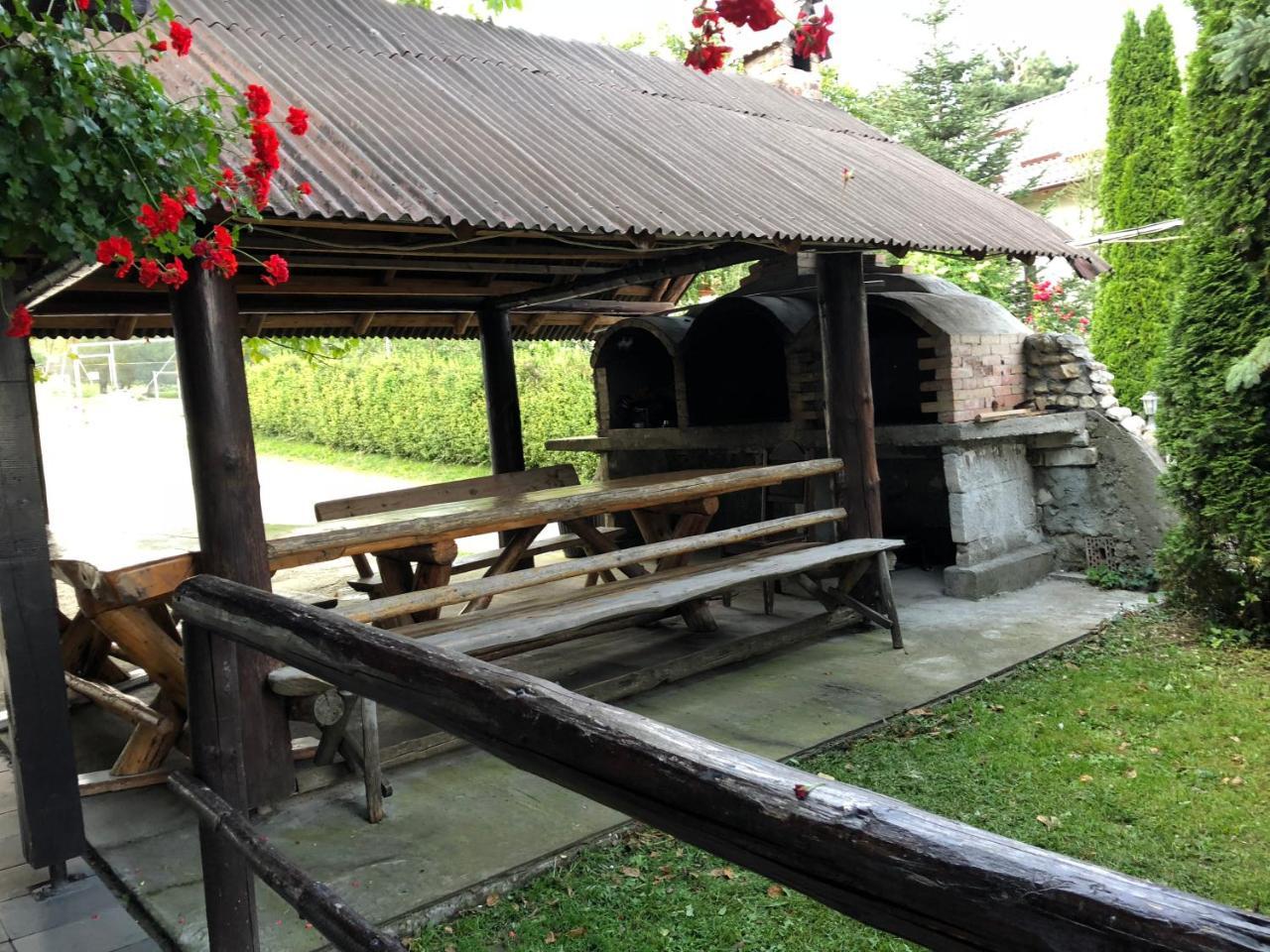 Pensiunea Andalex Zarnesti Luaran gambar