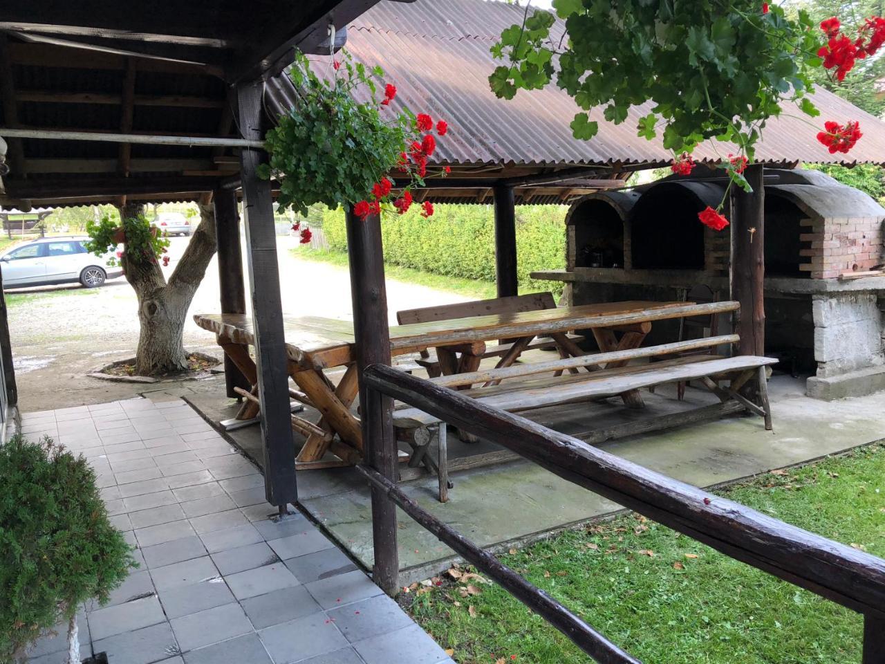 Pensiunea Andalex Zarnesti Luaran gambar